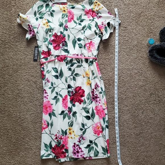 WHITE FLORAL RUFFLED SHEATH DRESS - Picture 3 of 5